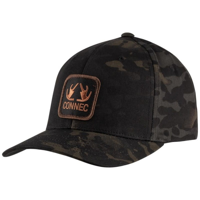Connec Outdoor Caquette in Multicam Noir Camo, size Small/Medium, featuring a stylish and functional design suitable for outdoor activities.