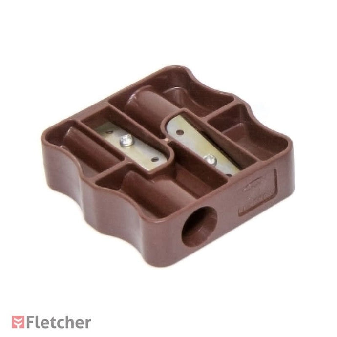 Bearpaw plastic arrow nocks for 23/64 wooden arrows, showcasing durability and precision for archery enthusiasts.