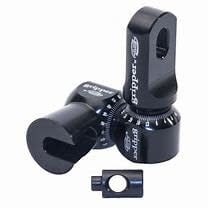 AAE plus gripper single mount with quick disconnect, showcasing a versatile and secure attachment system for optimal performance.